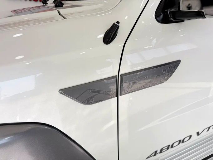 Used Nissan Patrol V (Y61) Facelift, 4.8 l, 2024 in Abu Dhabi by Edition One Motors, White color. GCC Specs | AUTO.AE