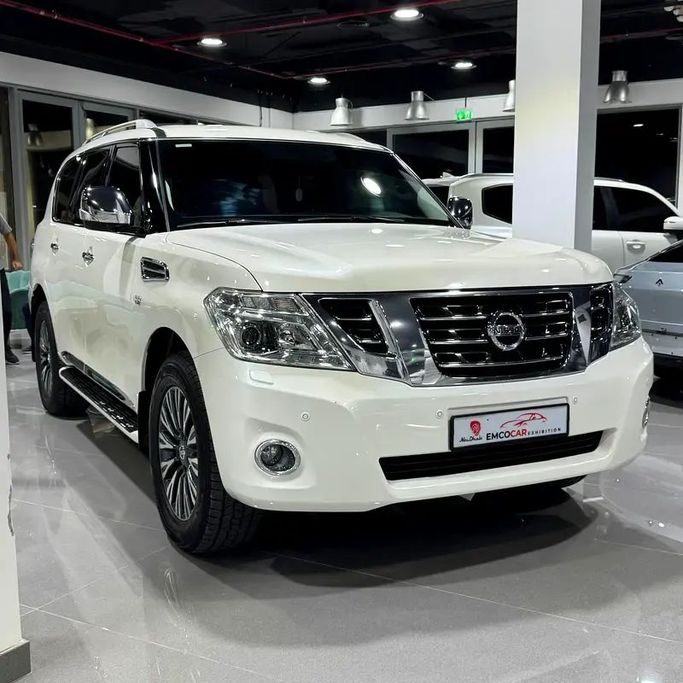 Подержанный Nissan Patrol VI (Y62) Рестайлинг, 4.0 л, 2019 в Абу-Даби от Emco car Белый цвет. Other | AUTO.AE