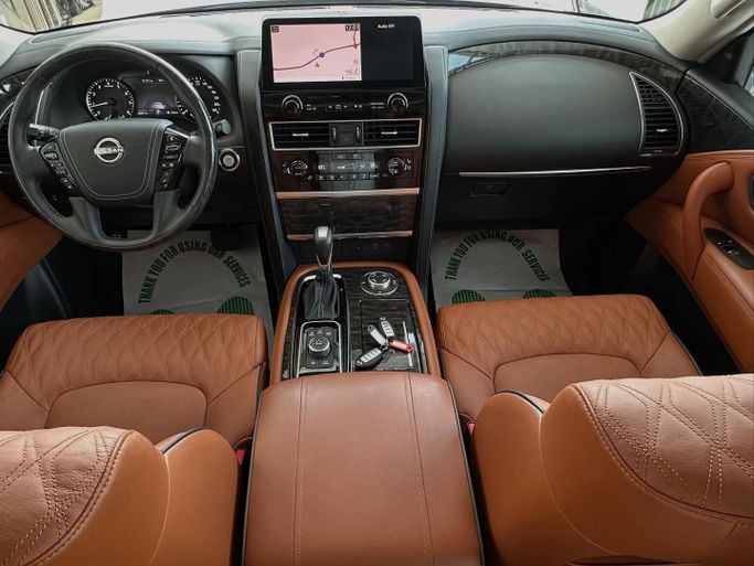 Used Nissan Patrol VI (Y62) Facelift 2, 5.6 l, 2024 in Abu Dhabi by Speed Car Motors, Black color. GCC Specs | AUTO.AE