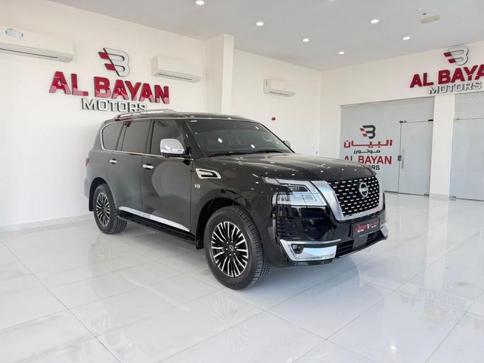 Подержанный Nissan Patrol VI (Y62) Рестайлинг 2, 5.6 л, 2024 в Абу-Даби от Al Bayan Motors Черный цвет. GCC | AUTO.AE