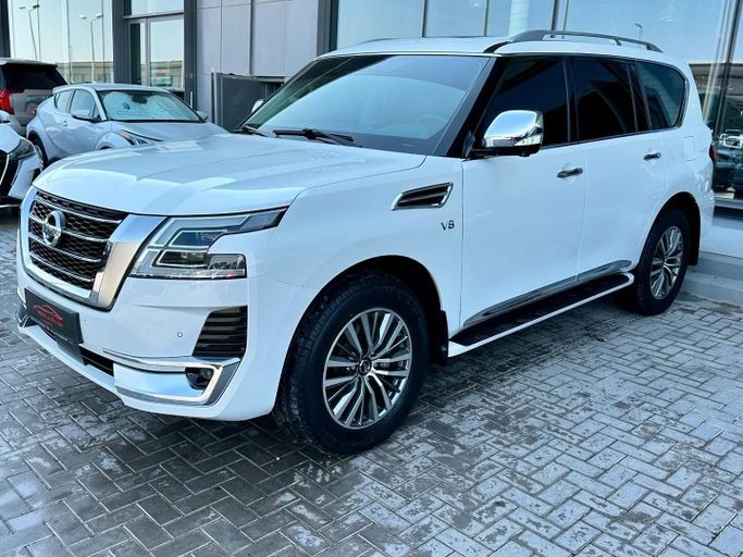 Used Nissan Patrol VI (Y62) Facelift 2, 5.6 l, 2020 in Abu Dhabi by Speed Car Motors, White color.  | AUTO.AE