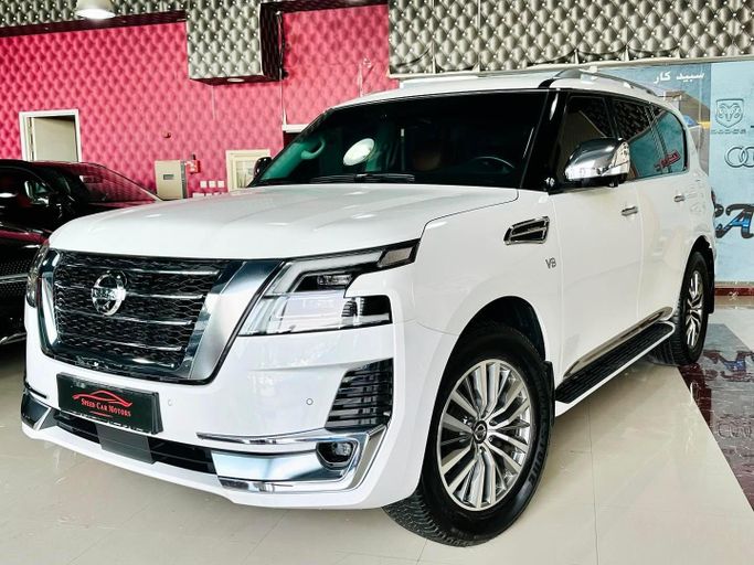 Подержанный Nissan Patrol VI (Y62) Рестайлинг 2, 5.6 л, 2020 в Абу-Даби от Speed Car Motors Белый цвет.  | AUTO.AE