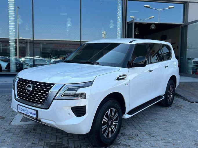 Used Nissan Patrol VI (Y62) Facelift 2, 5.6 l, 2023 in Abu Dhabi by Speed Car Motors, White color. GCC Specs | AUTO.AE