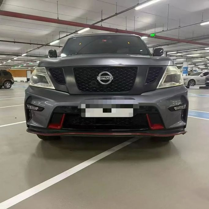 Used Nissan Patrol VI (Y62) Facelift, 5.6 l, 2018 in Abu Dhabi, Grey color. GCC Specs | AUTO.AE | Listing #260747