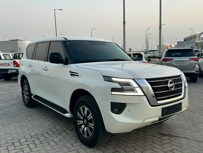 مستعملة Nissan Patrol عملية فيس ليفت VI (Y62) 2, 4.0 l, 2021 في في الإمارات, أبوظبي من Bin Faraj Automobile Showroom، اللون أبيض. مواصفات الخليج | AUTO.AE | إعلان #275546