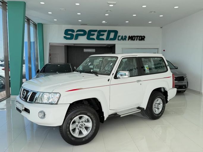 جديدة Nissan Patrol عملية فيس ليفت V (Y61), 4.8 l, 2024 في في الإمارات, أبوظبي من Speed Car Motors، اللون أبيض. أخرى | AUTO.AE | إعلان #276201