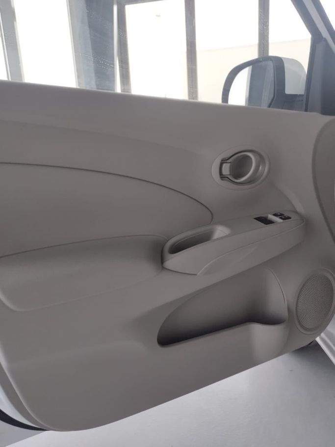 Новый Nissan Sunny N17 Рестайлинг, 1.5 л, 2025 в Абу-Даби от Diamond Waves Motors Белый цвет. Other | AUTO.AE