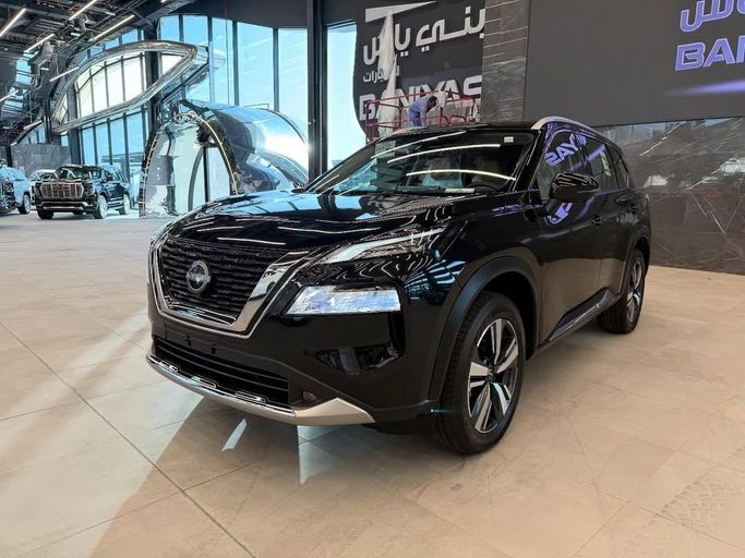 New Nissan X-Trail IV, 2.5 l, 2025 in Abu Dhabi by Baniyas Cars Abu Dhabi, Black color. Other | AUTO.AE