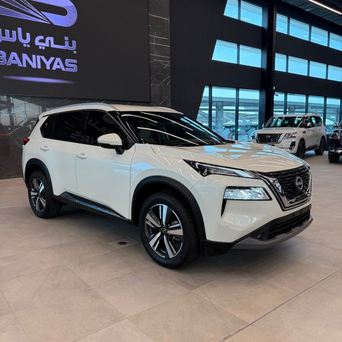 Подержанный Nissan X-Trail IV (T33), 2.5 л, 2023 в ОАЭ, Абу-Даби от Baniyas Cars Abu Dhabi Белый цвет. Other | AUTO.AE | Объявление #275759
