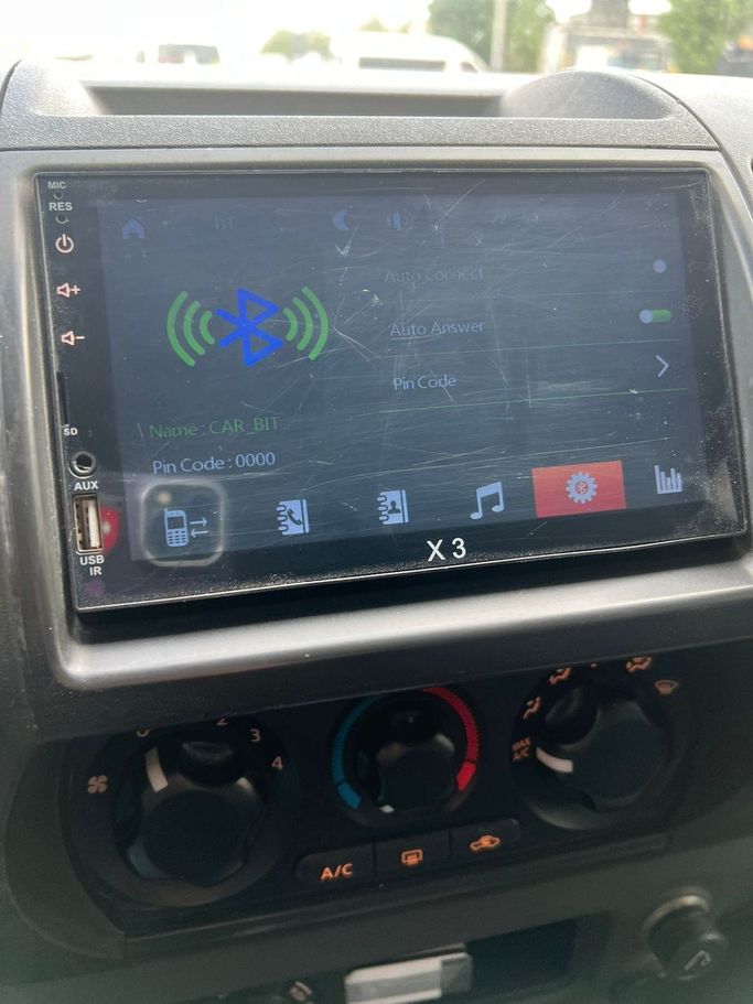 Used Nissan Xterra II Facelift, 4.0 l, 2009 in Abu Dhabi, White color. GCC Specs | AUTO.AE