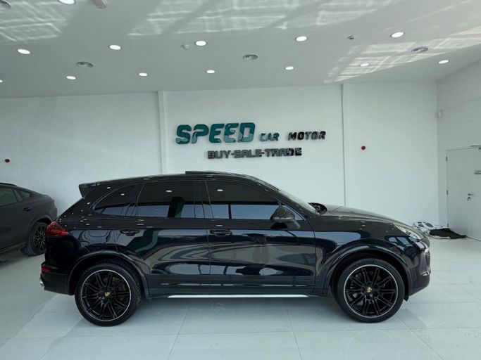 Used Porsche Cayenne III, 3.0 l, 2017 in Abu Dhabi by Speed Car Motors, Black color.  | AUTO.AE