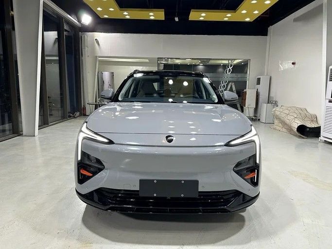 Used Rabdan One I, 0 l, 2023 in Abu Dhabi by Al Ramz Motors, Grey color. GCC Specs | AUTO.AE