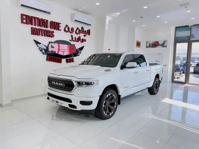 Used RAM 1500 V, 5.7 l, 2020 in Abu Dhabi by Edition One Motors, White color. GCC Specs | AUTO.AE