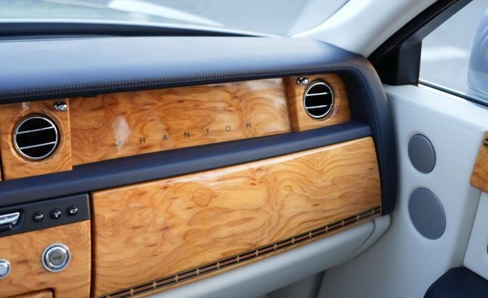 Used Rolls-Royce Phantom VII Facelift (Series II), 6.7 l, 2014 in Abu Dhabi by Advantage Motors, Grey color. GCC Specs | AUTO.AE