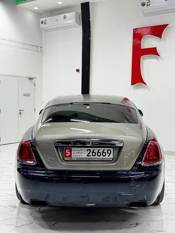 Used Rolls-Royce Wraith, 6.6 l, 2016 in Abu Dhabi by F1 Lebanon vehicle Trading, Navy Blue color. European Specs | AUTO.AE