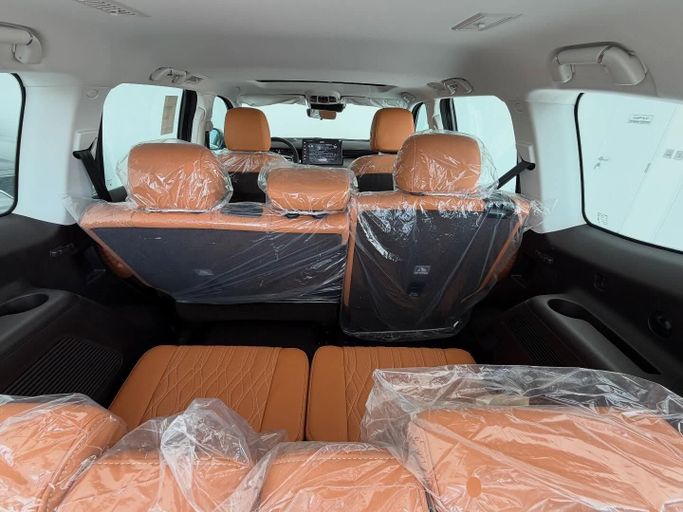 Новый Tank 500 I, 3.0 л, 2024 в Абу-Даби от Speed Car Motors Серый цвет.  | AUTO.AE