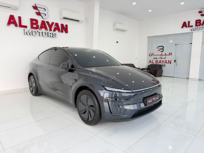 Used Tesla Model Y Long Range I Facelift, 2025 in Abu Dhabi by Al Bayan Motors, Grey color. GCC Specs | AUTO.AE