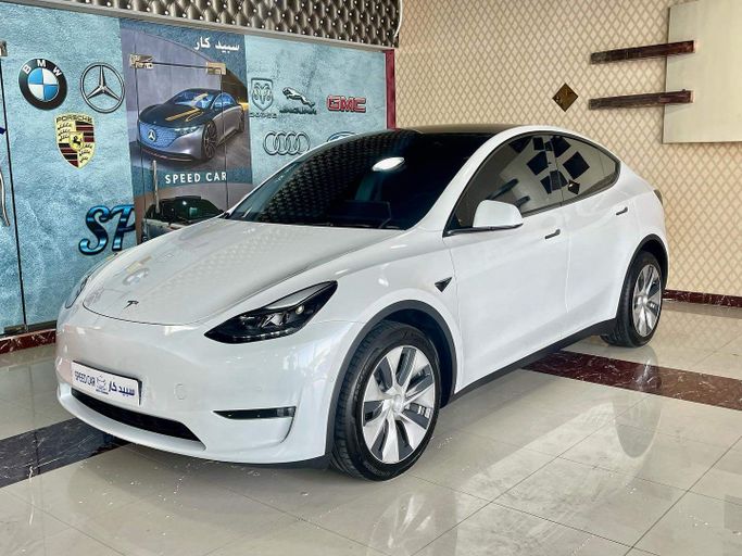 New Tesla Model Y Long Range Dual Motor I, 2022 in Abu Dhabi by Speed Car Motors, White color.  | AUTO.AE