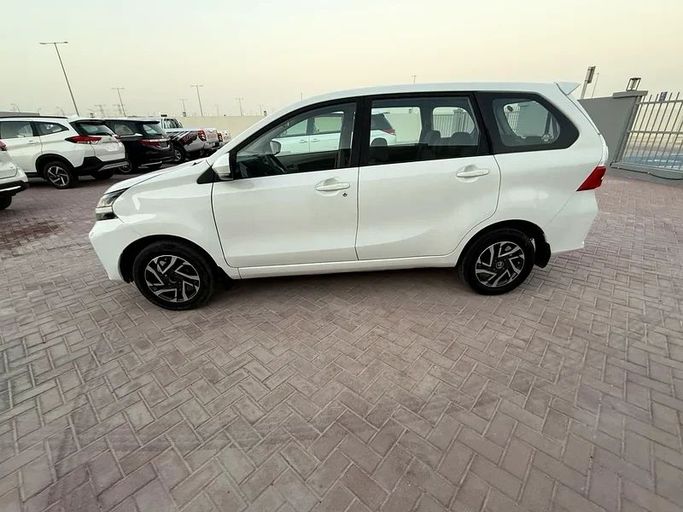 Used Toyota Avanza II, 1.5 l, 2020 in Abu Dhabi by Al Asad Automobile Showroom, White color. GCC Specs | AUTO.AE