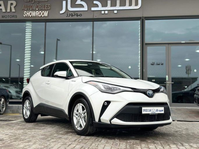New Toyota C-HR I Facelift, 2.0 l, 2023 in Abu Dhabi by Speed Car Motors, White color.  | AUTO.AE