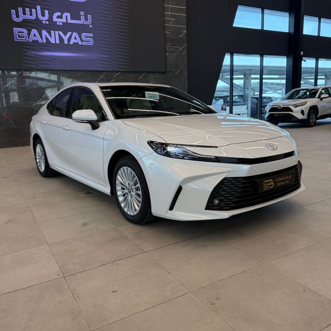 Новый Toyota Camry IX (XV80), 2.5 л, 2026 в ОАЭ, Абу-Даби от Baniyas Cars Abu Dhabi Белый цвет. Other | AUTO.AE | Объявление #275752