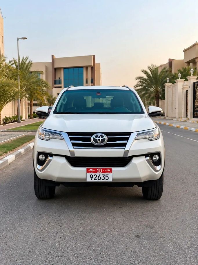 Подержанный ⁦Toyota Fortuner II, 2.7 л, 2018⁩ в ОАЭ, Абу-Даби Белый цвет. GCC | AUTO.AE | Объявление #289735