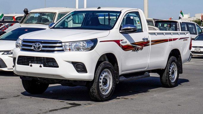 Новый Toyota Hilux VIII, 2.7 л, 2026 в Абу-Даби от AL NOJOOM CARS Белый цвет.  | AUTO.AE | Объявление #258090