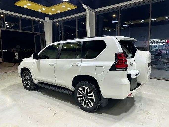 Used Toyota Land Cruiser Prado 150 Series Facelift 3, 4.0 l, 2023 in Abu Dhabi by Al Ramz Motors, Grey color. GCC Specs | AUTO.AE