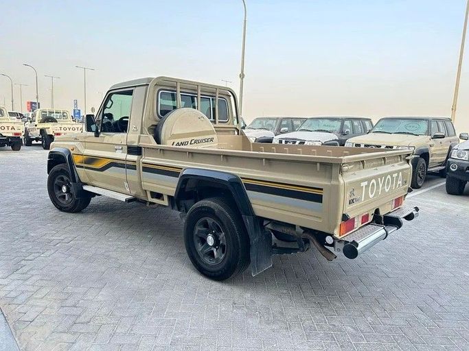 New Toyota Land Cruiser 70 Series Facelift 1, 4.0 l, 2022 in Abu Dhabi by Al Lulu Cars, Beige color. GCC Specs | AUTO.AE