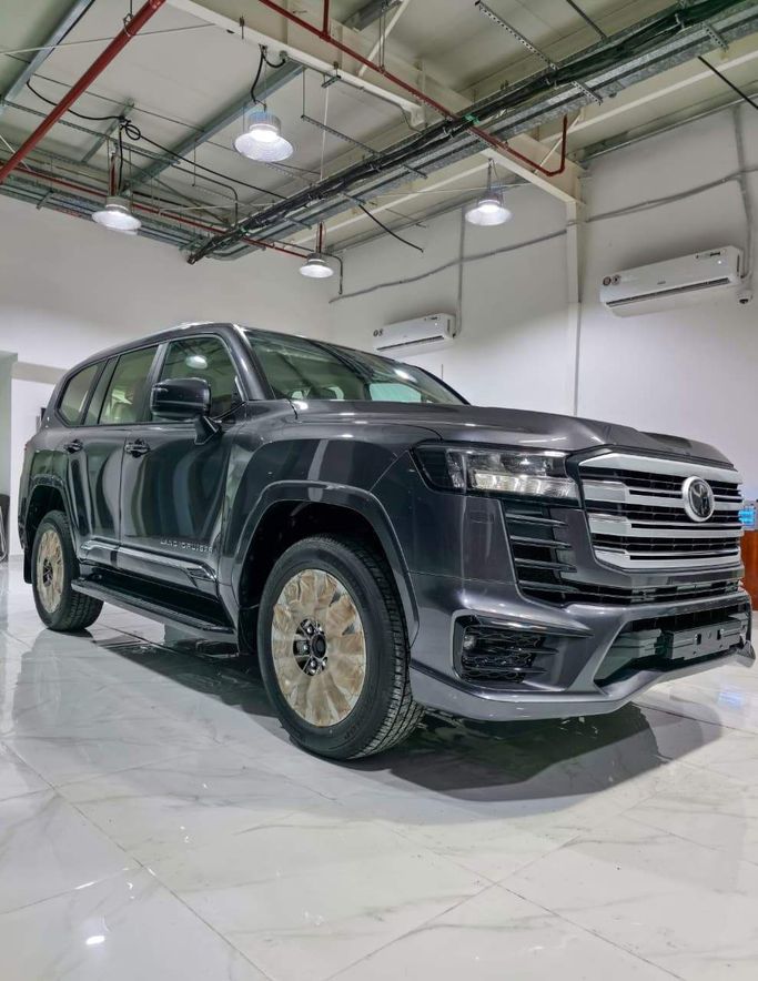 New Toyota Land Cruiser 300 Series, 3.4 l, 2025 in Abu Dhabi, Grey color. GCC Specs | AUTO.AE