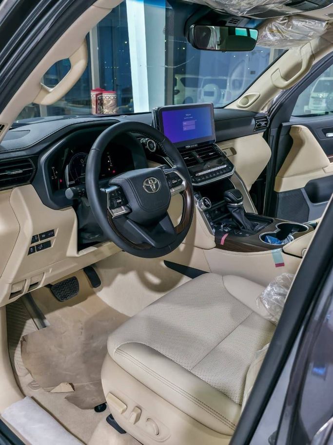 New Toyota Land Cruiser 300 Series, 3.4 l, 2025 in Abu Dhabi, Grey color. GCC Specs | AUTO.AE