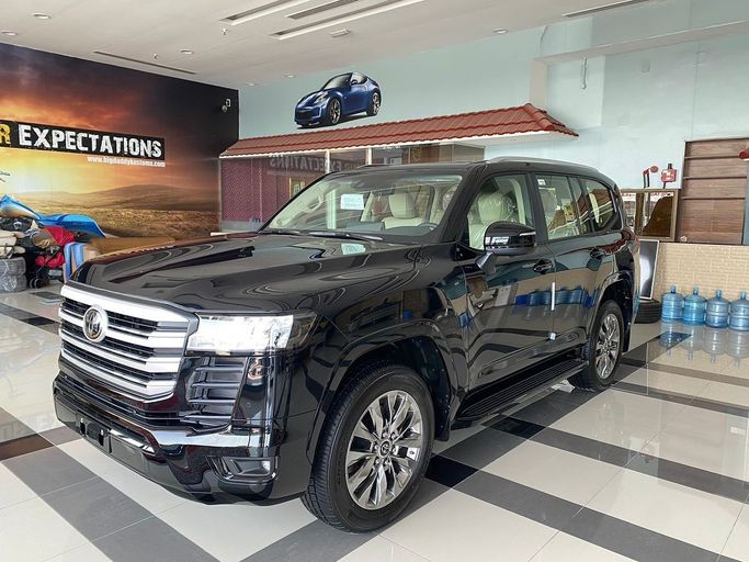 جديدة Toyota Land Cruiser Twin Turbo السلسلة 300, 3.5 l, 2022 في في الإمارات, أبوظبي من Alwesam Almasimotors، اللون أسود.  | AUTO.AE | إعلان #275284