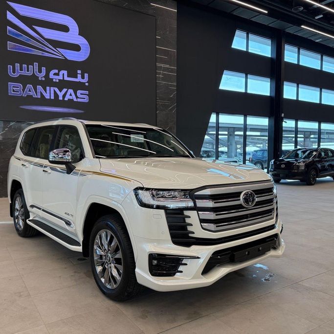 جديدة Toyota Land Cruiser Twin Turbo السلسلة 300, 3.5 l, 2026 في في الإمارات, أبوظبي من Baniyas Cars Abu Dhabi، اللون أبيض. أخرى | AUTO.AE | إعلان #275743