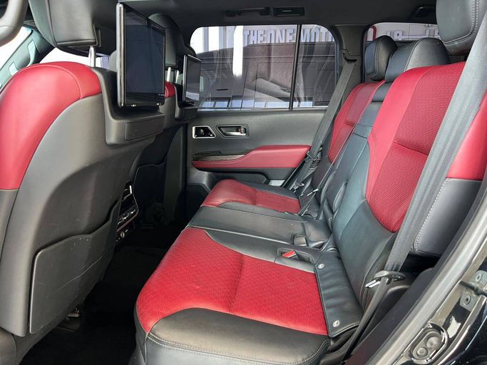 مستعملة Toyota Land Cruiser Twin Turbo السلسلة 300، 3.5 لتر، 2022 في الإمارات، أبوظبي من The One Motors، اللون أسود. مواصفات الخليج | AUTO.AE | إعلان #295620 — صورة 17 من 23