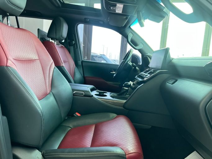 مستعملة Toyota Land Cruiser Twin Turbo السلسلة 300، 3.5 لتر، 2022 في الإمارات، أبوظبي من The One Motors، اللون أسود. مواصفات الخليج | AUTO.AE | إعلان #295620 — صورة 19 من 23