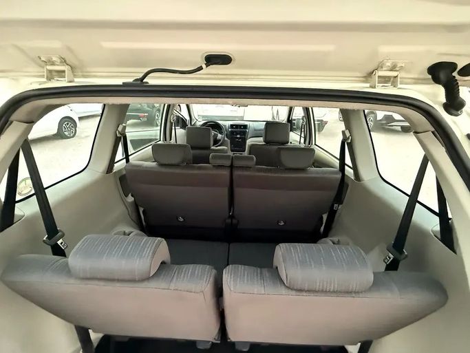 مستعملة Toyota Rush ثانياً, 1.5 l, 2020 في في أبو ظبي من Al Asad Automobile Showroom، اللون أبيض. مواصفات الخليج | AUTO.AE