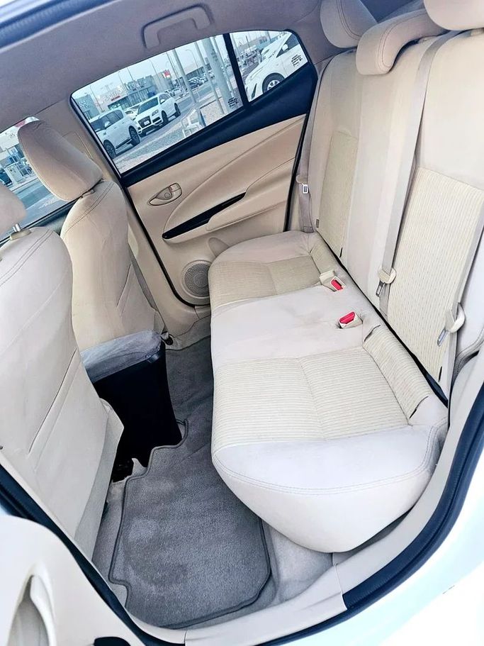 مستعملة Toyota Yaris شد الوجه XP150 XP150, 1.5 l, 2019 في في أبو ظبي من Al Asad Automobile Showroom، اللون أبيض. مواصفات الخليج | AUTO.AE