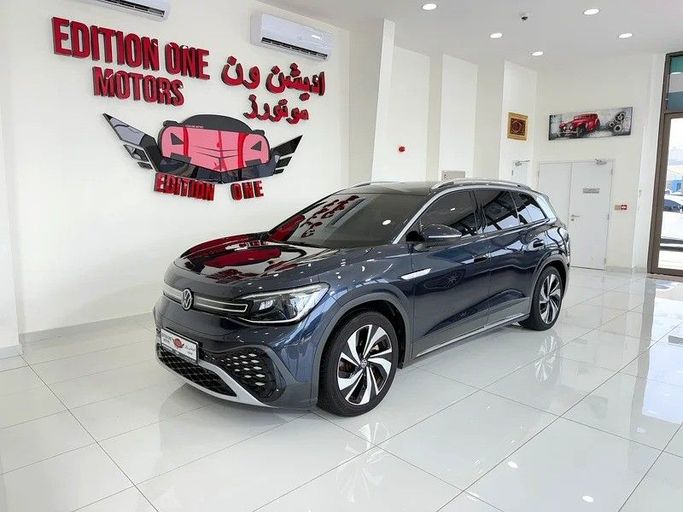 Подержанный Volkswagen ID.6, 2022 в Абу-Даби от Edition One Motors Синий цвет. Китайская | AUTO.AE