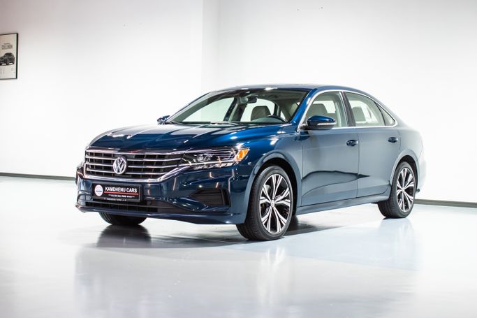 Подержанный Volkswagen Passat (North America and China) II, 2.5 л, 2020 в Абу-Даби от Kamdhenu Cars Синий цвет. GCC | AUTO.AE | Объявление #264207