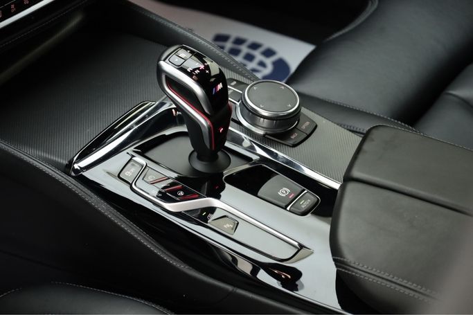 Used BMW M5 Competition VI (F90), 4.4 l, 2018 in UAE, Ajman by MARINA MOTORS, Silver color. American Specs | AUTO.AE | Listing #296064 — photo 16 of 21