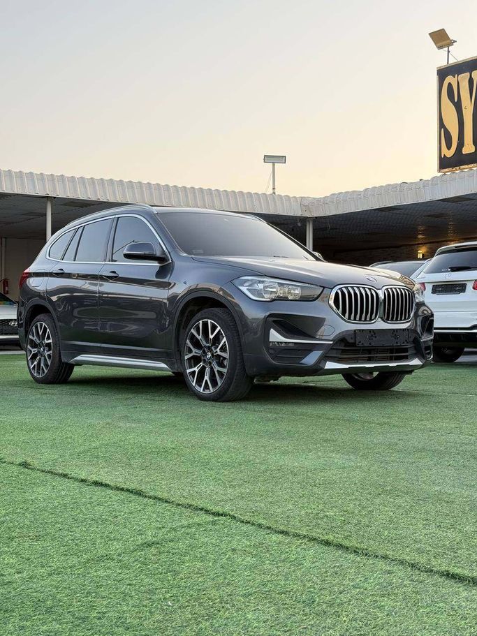 مستعملة BMW X1 20i xDrive II (F48) فيس ليفت II (F48), 2.0 l, 2022 في في عجمان من Syria Motors، اللون رمادي. المواصفات الكورية | AUTO.AE | إعلان #271575