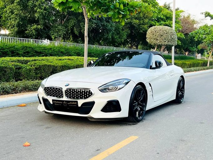 مستعملة BMW Z4 sDrive30i III (G29), 2.0 l, 2019 في في عجمان من AL NASHAMA MOTORS، اللون أبيض.  | AUTO.AE