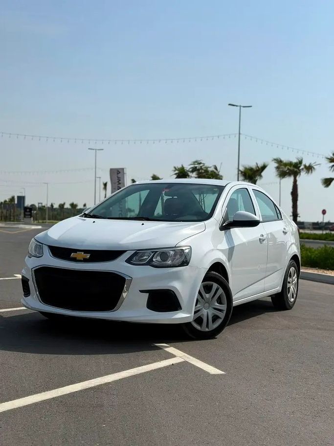 مستعملة Chevrolet Aveo ثانياً, 1.6 l, 2019 في في عجمان من EBARIZ AUTO، اللون أبيض. مواصفات الخليج | AUTO.AE | إعلان #271231
