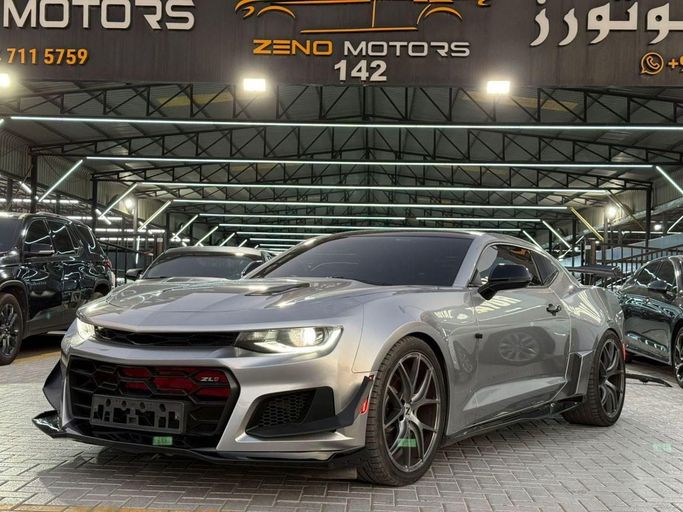 Used Chevrolet Camaro VI, 6.2 l, 2017 in Ajman by Zeno Motors Fze, Silver color. Korean Specs | AUTO.AE