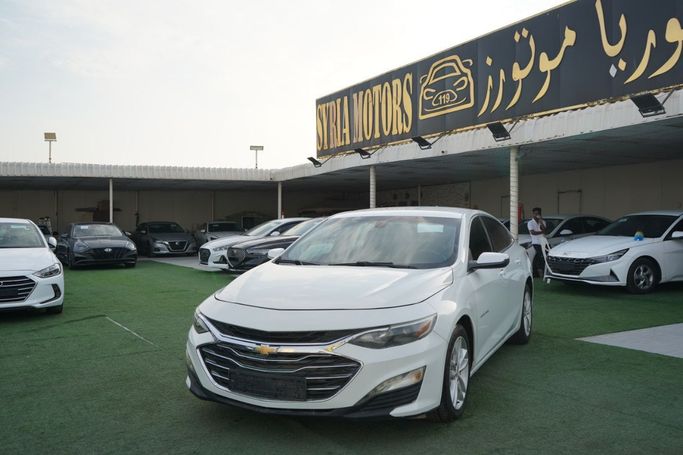 Подержанный Chevrolet Malibu VIII Рестайлинг, 2.5 л, 2016 в Аджмане от Syria Motors Белый цвет.  | AUTO.AE