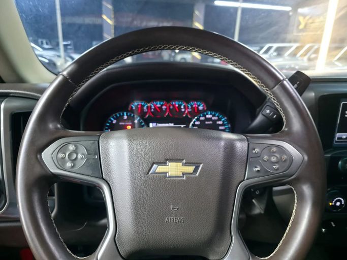 Used Chevrolet Silverado III (K2XX) Facelift, 5.3 l, 2018 in Ajman by Abu Rashid Cars , Red color. GCC Specs | AUTO.AE