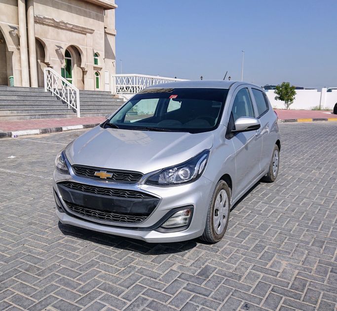 مستعملة ⁦Chevrolet Spark فيس ليفت IV، 1.4 l، 2020⁩ في في الإمارات, عجمان، اللون فضي. مواصفات الخليج | AUTO.AE | إعلان #286522