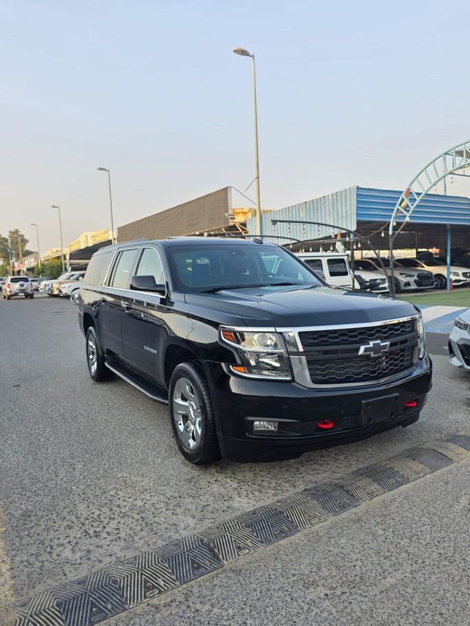 مستعملة Chevrolet Suburban حادي عشر, 5.3 l, 2016 في في عجمان من AL FAYHA CARS، اللون أسود. مواصفات الخليج | AUTO.AE | إعلان #267939