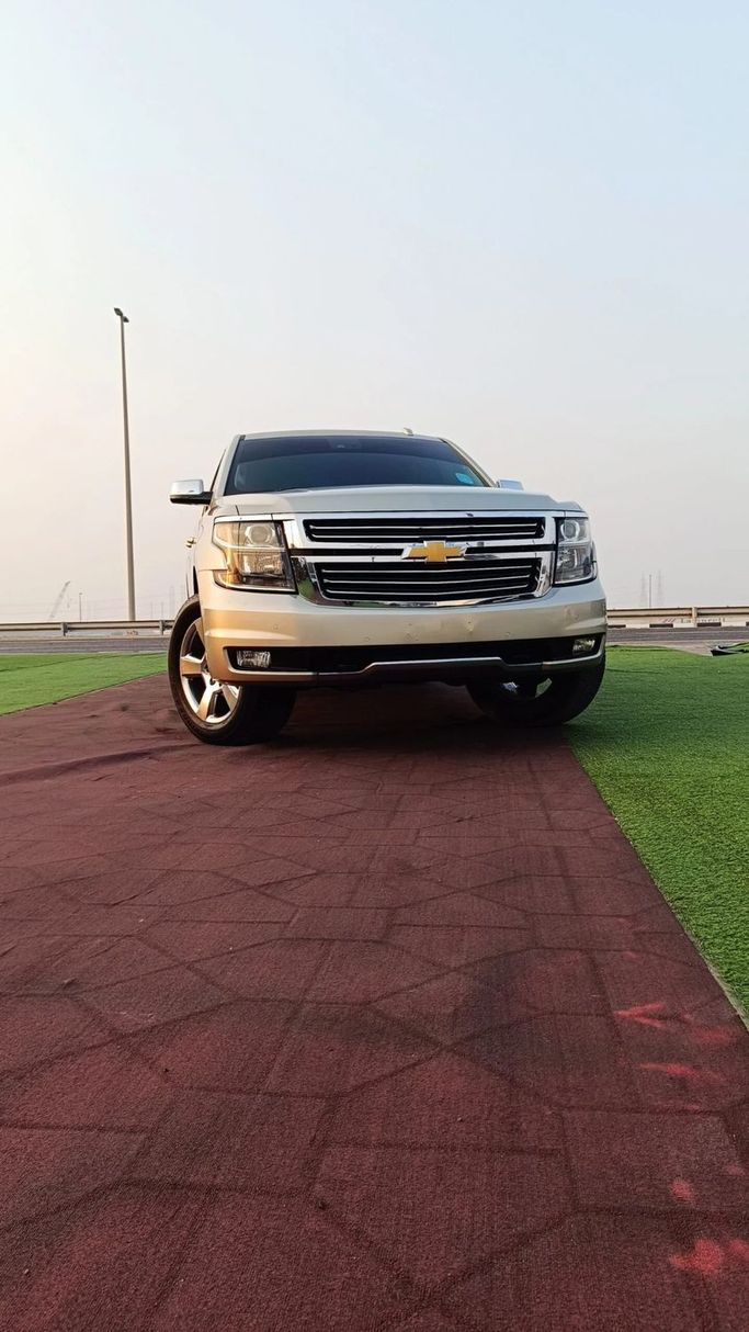 Подержанный Chevrolet Tahoe IV, 5.3 л, 2016 в Аджмане от Abu Rashid Cars  Золотистый цвет. GCC | AUTO.AE