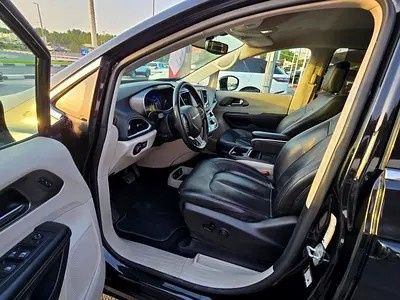 مستعملة Chrysler Pacifica عملية فيس ليفت RU، 3.6 لتر، 2020 في الإمارات، عجمان من ALWAJAHA AUTO، اللون أسود. أخرى | AUTO.AE | إعلان #282513 — صورة 7 من 9